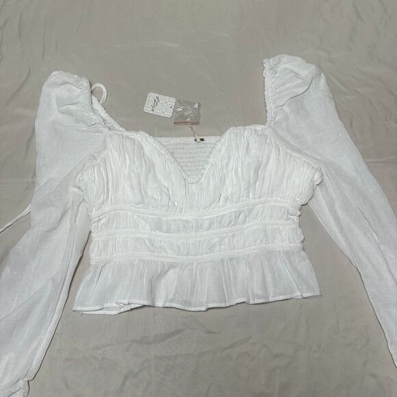 Free People Tops - Free people longsleeve White Blouse